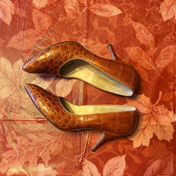 Genuine Alligator Leather Heels - Picture 5 of 8